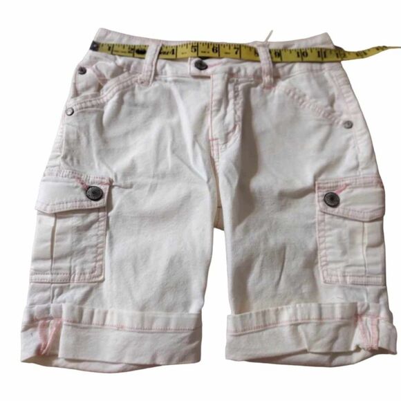 YMI White and Pink Little Girl Shorts Size 7! - Picture 12 of 15